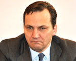  Sikorski przed komisj� albo na urlop