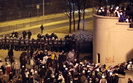 Protest kibic�w. Policja zatrzyma�a dwie osoby