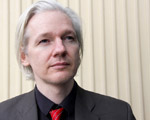  Za�o�yciel WikiLeaks na razie mo�e zosta� na Wyspach