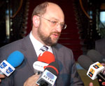  Schulz krytykuje Czech�w: Nie radz� sobie 