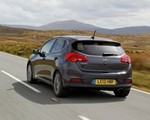 Nowa Kia Cee'd płynie do Wielkiej Brytanii Nowa Kia Cee'd płynie do Wielkiej Brytanii