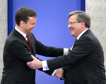  Sikorski kontra Komorowski - kto zwyci�y� w debacie?
