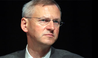 Grendowicz: Politycy mają banki za kasyna