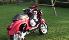 Vespa z silnikiem 600cc
