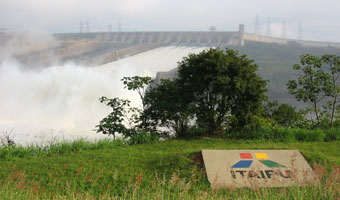 Brazylijskie metropolie pogr��y�y si� w ciemno�ciach