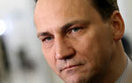 Sikorski: Ojciec Dyrektor przekracza granice