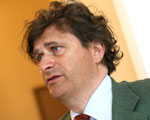  Fekalia i granat umorzone. S� akty oskar�enia ws. krzy�a