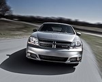Nowy cz�onek rodziny sportowych modeli Dodge'a