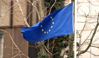 Oszcz�dzanie i inwestowanie w kontek�cie integracji Polski z UE