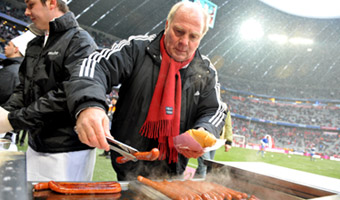 Uli Hoeness: Biznesowy geniusz i król kiełbasek