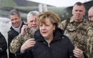 Merkel w Afganistanie. Nie mog�a wyl�dowa�