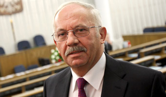 Senator z zarzutami złożył ślubowanie