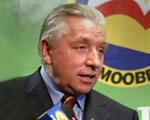 Lepper oskarżany przez byłych współpracowników