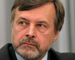  Balicki: Brakuje strategii dla s�u�by zdrowia