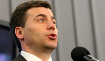 Olejniczak podcina Napieralskiego