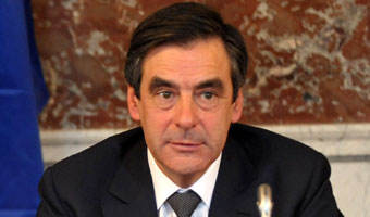 Ni�szy wzrost we Francji. Oszcz�dno�ci i nowych podatk�w nie b�dzie