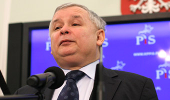 "Wr�ci� Kaczy�ski epatuj�cy pogard�"