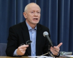  Rz�d zdecydowa� w sprawie ACTA