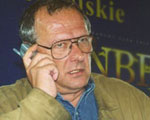  Michnik dla Money.pl: Nie umiemy zbudowa� dr�g, ale zbudowali�my demokracj�