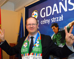  240 tys. z� zarobi� prezydent Gda�ska. Trwa wy�cig po w�adz�