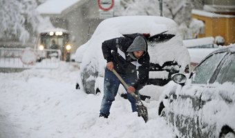 Rzym sparaliżowany, burmistrz domaga się komisji śledczej w sprawie śnieżycy