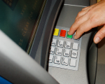  mBank wprowadza op�aty za karty debetowe