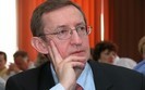 Powinni nas informowa� o sprawie wi�zie� CIA