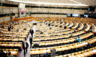 Polscy europarlamentarzyści zarobią trzy razy więcej