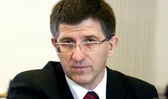Derdziuk: Nie wspierałem "jednorękich bandytów"
