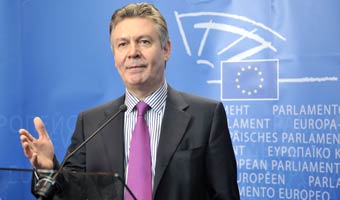 Umowa ACTA. Komisja Europejska zdecydowa�a co dalej