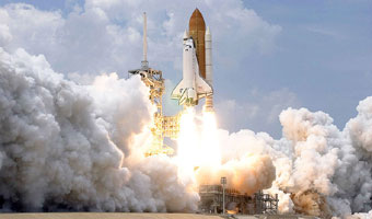 Endeavour wystartowa�. To ostatnia misja