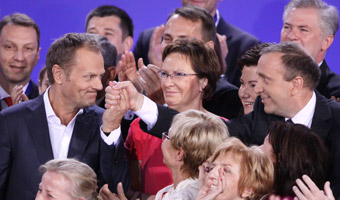 Roz�am w Platformie? Tusk jak "�elazna dama"