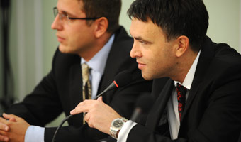 Ryba przed "naciskow�" obci��a CBA i prokuratur� 
