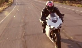 Reklama Ducati - amatorskie dzieło sztuki
