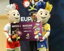 Chińczycy na Euro 2012. W Polsce 100 osób / fot: Jan Kucharzyk/East News Chińczycy na Euro 2012. W Polsce 100 osób