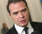 Nowak o raporcie Millera: Decyzje podejmuje premier