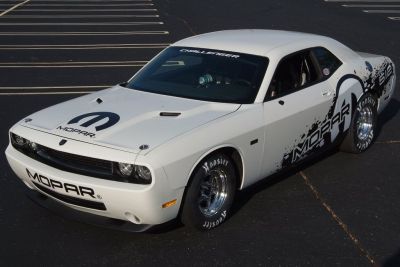 Dodge Challenger V10 Mopar Drag Pak