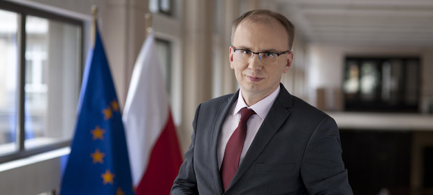 Radosław Domagalski-Łabędzki, prezes KGHM, czeka na wynik przeglądu inwestycji zagranicznych
