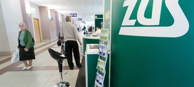 Od 1 października prawo do emerytury zyska ponad 330 tys. osób