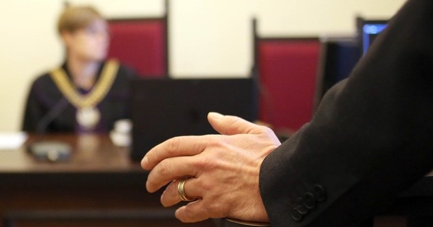 Bardzo podobne sprawy i równe wyroki. Frankowicze nie mogą mieć pewności idąc do sądu.