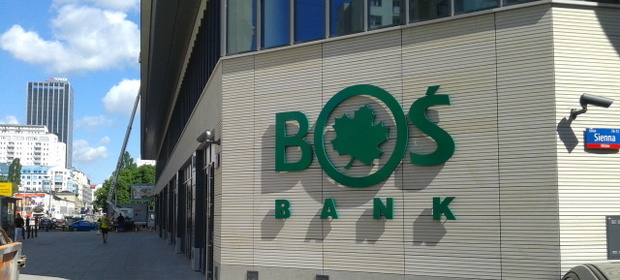 BOŚ Bank zlikwidował większość placówek, ale ten rok zalicza do bardzo udanych