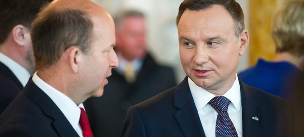 Minister zdrowia Konstanty Radziwiłł i prezydent Andrzej Duda