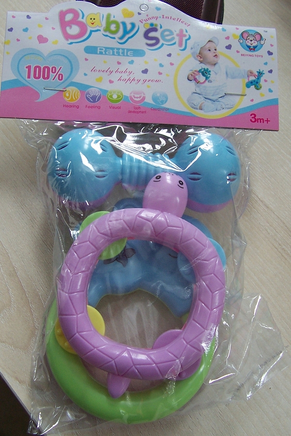 zabawka - grzechotka ,,Rattle"